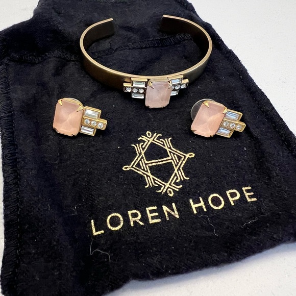 NWOT Loren Hope matching peach glass gem bracelet and earring set - Picture 2 of 3